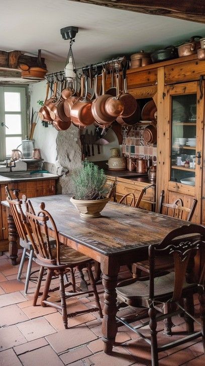 Prim Kitchen, Pioneer House, House Aesthetic, Slow Living, Kitchen Styling, Country Kitchen, Rustic Country, Kitchens, House Interior