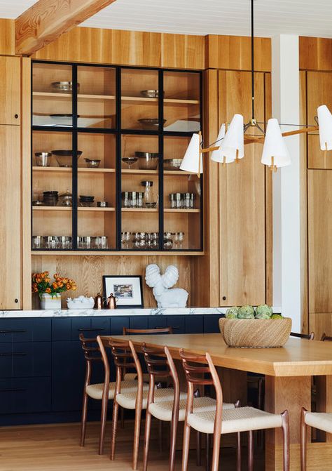 Home Tour | Barta Interior’s Mid-Century Modern California Casa — Scout & Nimble Studio Mcgee Kitchen Table, California Mid Century Modern, Mcgee Kitchen, California Mid Century, Studio Mcgee Kitchen, Friday Inspiration, Post And Beam Home, Dining Room Remodel, Gorgeous Doors