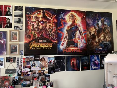 Marvel Room Aesthetic, Marvel Room Ideas, Marvel Decor, Marvel Bedroom, Marvel Room, Marvel Wall Art, Marvel Aesthetic, Marvel Wall, Marvel Superhero Posters