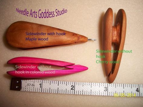 Needle Arts Goddess Studio - Sidewinder Tatting Needle, Needle Tatting Tutorial, Tatting Shuttles, Shuttle Tatting, Needle Tatting Patterns, Shuttle Tatting Patterns, Tatting Tutorial, House Crafts, Crochet Carpet