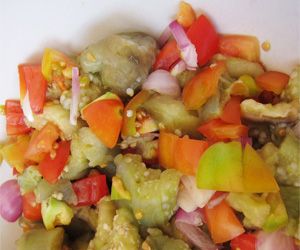 Ensaladang Talong Yummy Vegetable Recipes, Eggplant Salad, Hawaiian Dishes, Filipino Style, Simple Salad, Salad Dishes, Filipino Dishes, Pinoy Food, Special Dinner