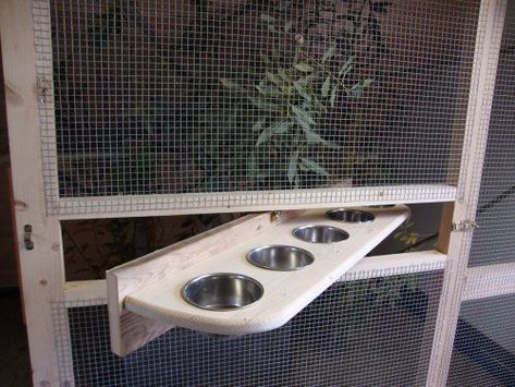 Bird aviary, Diy bird cage, Dog bowls Diy Bird Cage, Cockatiel Cage, Bird Cage Design, Cage Decor, Diy Bird Toys, Cage Bird, Parakeet Cage, Pet Bird Cage, Large Bird Cages