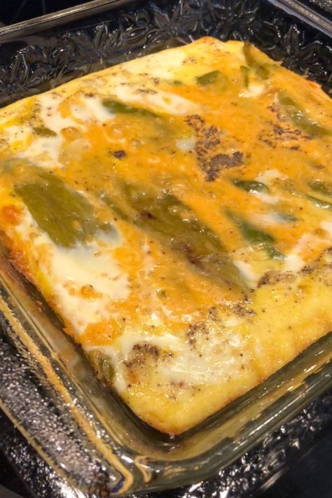 Green Chili Casserole, Recipe Casserole, Chili Casserole, Green Chili Recipes, Hotdish Recipes, Authentic Mexican Recipes, Green Chiles, Egg Casserole, Brunch Dishes