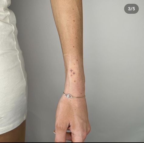 Emoji Tattoo, Sparkle Tattoo, Petit Tattoo, Hidden Tattoos, Anklet Tattoos, Tattoo Henna, Small Pretty Tattoos, Petite Tattoos, Bff Tattoos