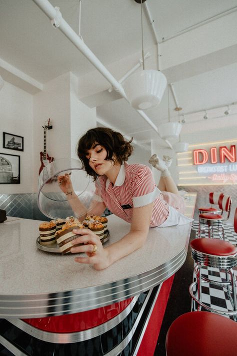 Diner Photoshoot, Mango Street, Diner Aesthetic, 1950s Diner, Retro Photoshoot, Retro City, 50s Diner, Vintage Diner, Photo Food