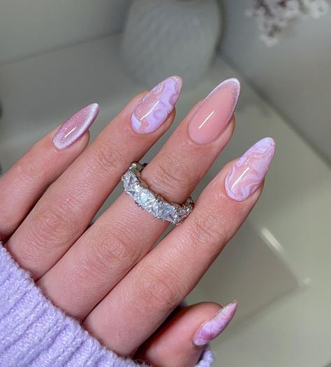 Nail Vinyls, Almond Acrylic Nails, Nagel Inspo, Pink Nail, Cat Kuku, Stick On Nails, Girls Nails, Floral Nails, Chic Nails