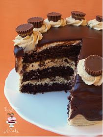 Reese's Cake Peanut Butter Chocolate Cake, Butter Chocolate Cake, Reeses Cake, Reese's Chocolate, Chocolate Peanut Butter Cake, Peanut Butter Cake, Gateaux Cake, Reeses Peanut Butter Cups, Reeses Peanut Butter