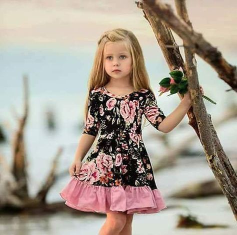 Girls Dress Tutorial, Girls Dress Outfits, Kids Summer Fashion, Girls Boutique Clothing, Foto Baby, Kids Sewing, Kids Frocks, Girls Dresses Summer