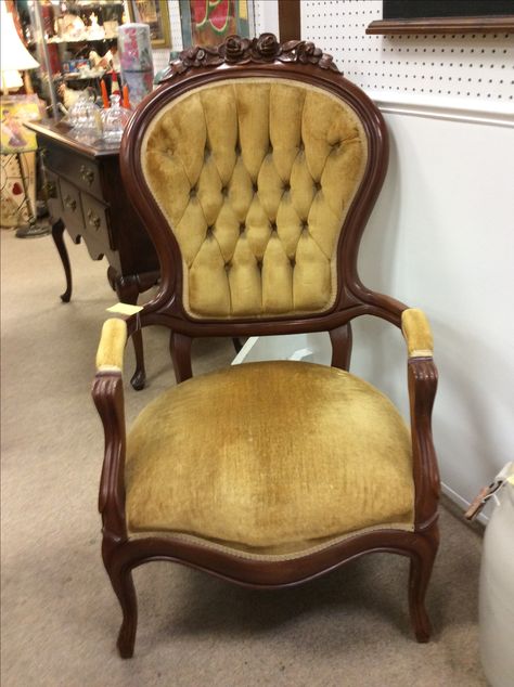 1890's  Victorian chair  $128.00 / 3R 1455 1890s Furniture, Victorian Chair, Antique Furniture, Vintage Antiques, Doll House, Furniture, Home Decor, Home Décor