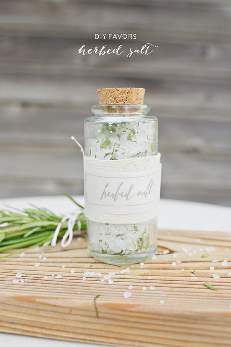 DIY Herbed Salt #Favors. Photography by parkroadphotography.com  Read more - http://www.stylemepretty.com/2013/09/26/herb-infused-inspiration-from-alisa-lewis-event-design-and-park-road-photography/ Herbed Salt, Salt Favors, Herb Salt, Handfasting Wedding, Wine Favors, Succulent Favors, Cheap Favors, Wedding Favors Cheap, Beach Wedding Favors