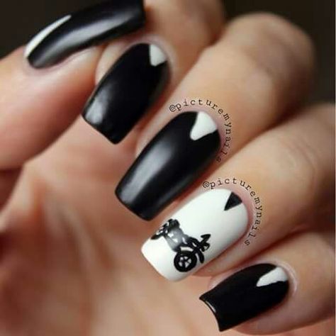 Wild Nails, Skull Nail Art, Sports Nails, Neat Nails, White Motorcycle, Hippie Nails, Edgy Nails, Nail Envy, Nail Art Kit