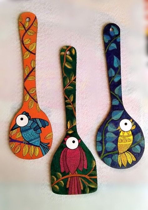 Spoon Rest Painting Ideas, Spatula Painting, Wooden Spoon Crafts, Painted Spoons, Painting Ideas Easy, Kitchen Theme, Painted Birds, Spoon Crafts, Spoon Art