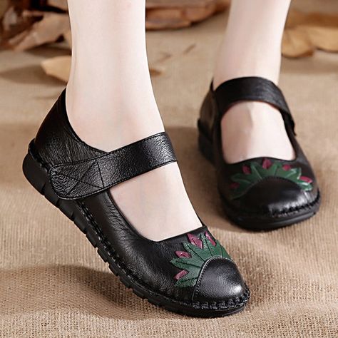 Flower Retro, Mid Heel Shoes, Vintage Flats, Chunky Sandals, Ankle Boots Flat, Leather Flat Shoes, Round Toe Heels, Ethnic Style, Boho Stil