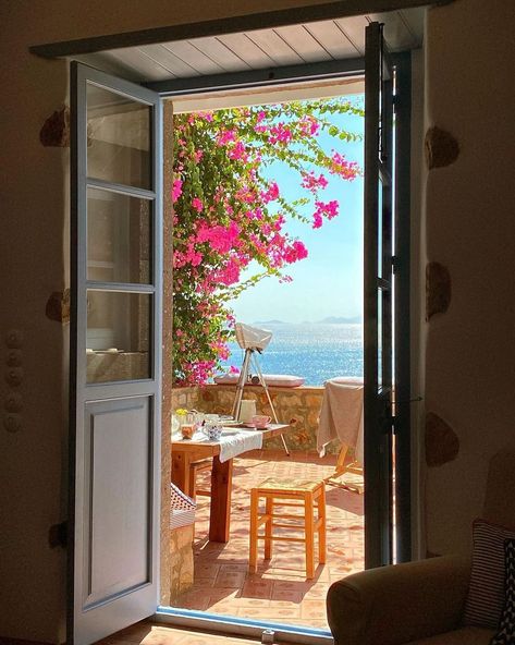 Bougainvillea Window, Morning Outside, Outside The Window, Printed Circuit, Printed Circuit Board, My Posts, Live Simply, Bougainvillea, Wonderful Things