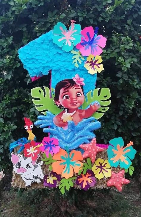 Moana Pinata, Moana Birthday Decorations, Moana Birthday Party Theme, Moana Theme Birthday, Festa Moana Baby, Moana Bebe, Moana Theme, Moana Themed Party, Birthday Pinata