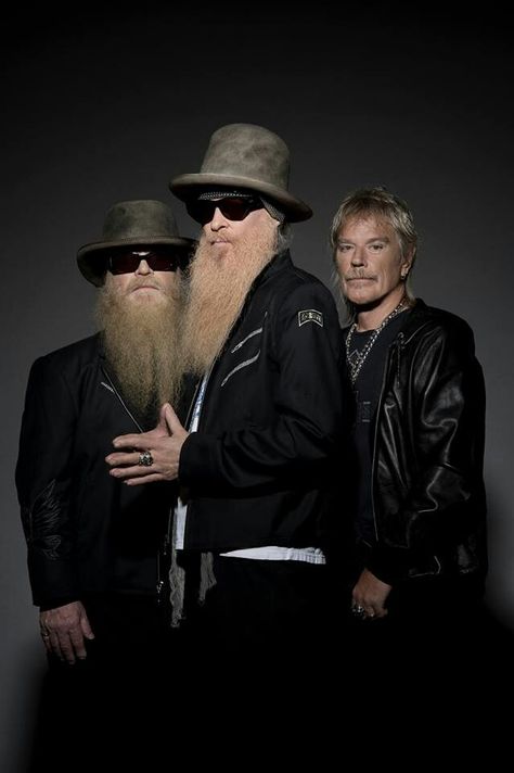 Zz Top - Seen! Sturgis, South Dakota. Billy F Gibbons, Frank Beard, Billy Gibbons, Zz Top, Famous Musicians, Southern Rock, Rock Legends, Music Icon, Blues Rock