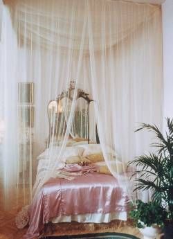 Beautiful Bed Designs, Dekorasi Kamar Tidur, Romantic Bedroom, Canopy Bed, Pink Bedroom, Dream Rooms, Dream Bedroom, Bedroom Inspo, My New Room