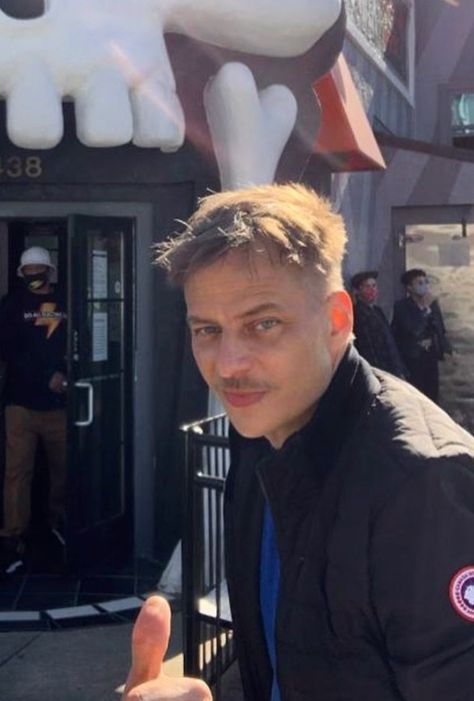 Tom Wlaschiha or Enzo from stranger things Enzo Stranger Things, Uk Icon, Tom Wlaschiha, Arte Alien, Stranger Things Actors, Stranger Things 4, Cast Stranger Things, Tom Hardy, Attractive People