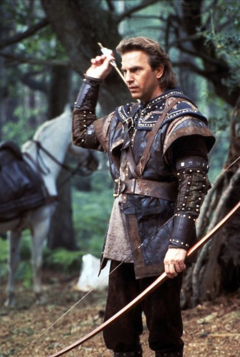 Robin Hood: Prince of Thieves - Robin Robin Hood Outfit, Robin Hood Prince Of Thieves, Robin Hood Costume, Prince Of Thieves, Hollywood Actors Handsome, Christian Slater, Three Musketeers, The Three Musketeers, Kevin Costner