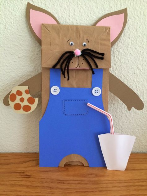 Kathy's AngelNik Designs & Art Project Ideas: "If You Give A Mouse A Cookie" Mouse Puppet Art Project Mouse Craft, Laura Numeroff, Storytime Crafts, Mouse A Cookie, Paper Bird, Paper Bag Crafts, Paper Bag Puppets, Mouse Crafts, Art Project Ideas