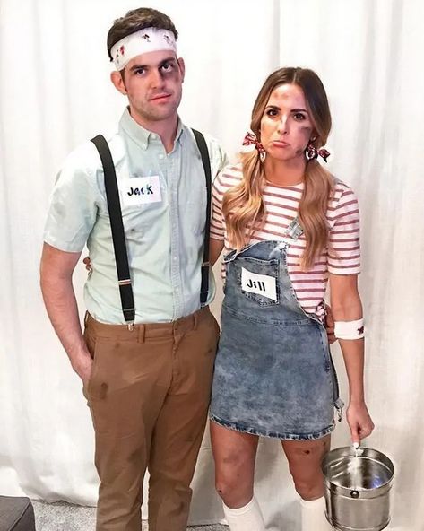 Costumes 2023, Easy Couples Costumes, Halloween Costumes Diy Couples, Diy Couples Costumes, Best Couples Costumes, Clever Halloween Costumes, Couples Halloween Outfits, Holloween Costume, Hallowen Costume