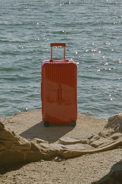 Sasha Core, Suitcase Aesthetic, Luggage Aesthetic, Freedom Aesthetic, Red Suitcase, Travel Editorial, Vacation Mood, Epic Journey, Dream Vacation