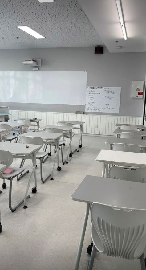 Korean Classroom, Affirmations For Teachers, Boarding School Aesthetic, Classroom Interior, School Building Design, Building Aesthetic, School Interior, High School Life, High School Classroom