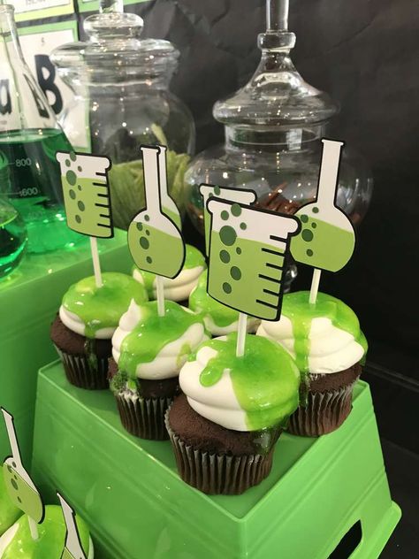 Professor Diego’s Science Laboratory | CatchMyParty.com Lab Birthday Party, Mad Science Lab, Science Cake, Mad Scientist Halloween, Science Themed Party, Science Birthday Party Ideas, Scientist Birthday Party, Mad Scientist Birthday, Scientist Birthday