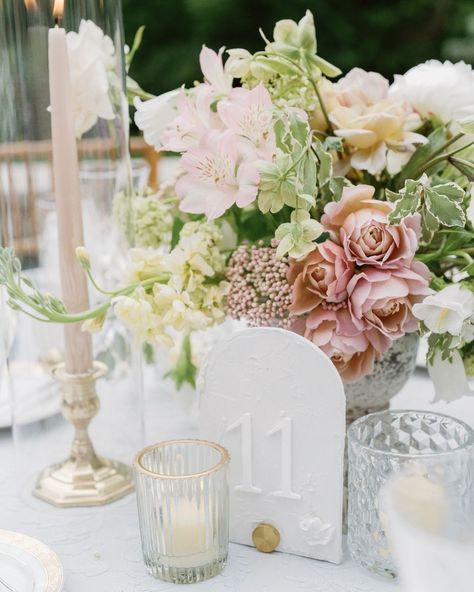 Nicole | Invitation Designer (@every.little.something) • Instagram photos and videos Outdoor Wedding Candles, Flower Table Centerpieces, Wedding Flower Table, Event Design Business, Taper Candle Centerpiece, Candle Tablescapes, Garden Style Wedding, Luxurious Garden, Elegant Wedding Centerpiece