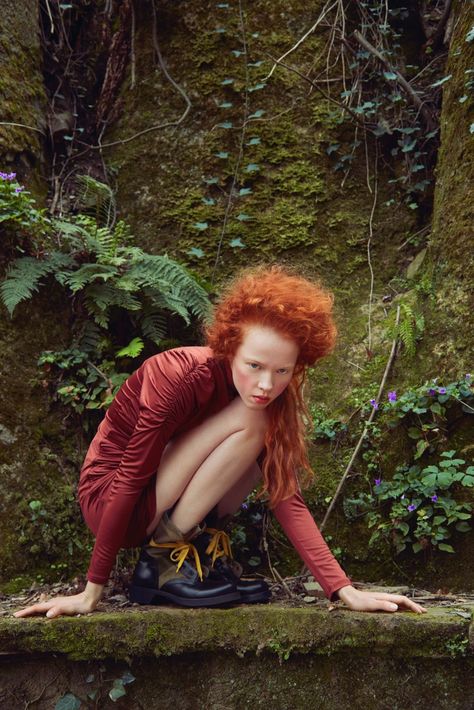 Dasha Vikhreva Harper’s Bazaar Mexico Julio Barcena Fashion Editorial Vincent Peters, Nature Editorial, Video Mood, Forest Fashion, Pamela Hanson, Fairy Photoshoot, Wood Fashion, Isabeli Fontana, Nature Photoshoot