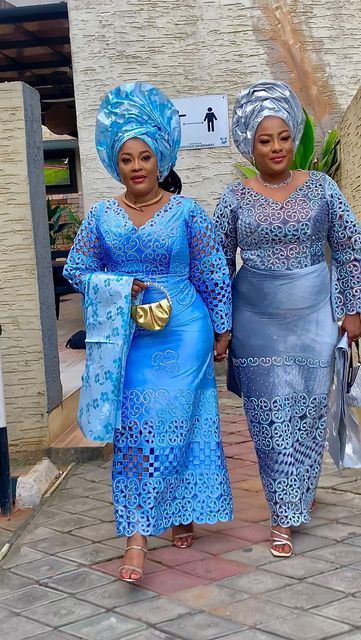 Buba Blouse And Wrapper, Fitted Buba And Iro Lace, Iro Skirt And Blouse Lace Styles, Ankara Wedding Dress Styles, Iro Gown Style Lace, Big Wedding Ceremony, Damask Styles For Nigerian Women, Iro And Buba Styles Lace Classy, Iro And Buba Styles Lace