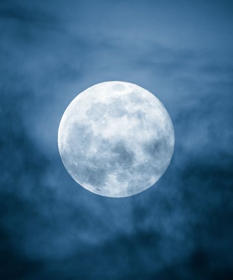 What The Full Blue Moon Means For Your Halloween #refinery29 https://www.refinery29.com/en-us/2020/10/10132177/full-blue-moon-in-taurus-october-2020-meaning Witches And Warlocks, Full Blue Moon, Astrology Dates, Moon Meaning, The Blue Moon, Taurus And Scorpio, Full Blue, Moon Photos, Moon Painting