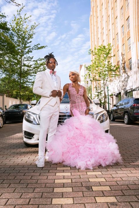 Pink And White Prom Black Couple, White And Pink Prom Couple, Pink And Silver Prom Couple, White And Pink Prom Suit, Pink And Brown Prom Couple, Pink And Brown Prom, Pink And Grey Prom Couple, Pink Prom Dresses With Date, Pink Prom Ideas