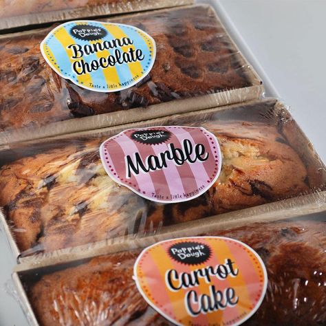 3 loaf assortment banana chocolate, marble and carrot Bake Sale Packaging, Bread Packaging, Mini Torte, Loaf Cakes, Baking Packaging, Dessert Packaging, Chocolate Cream Cheese, Bakery Packaging, Cake Packaging