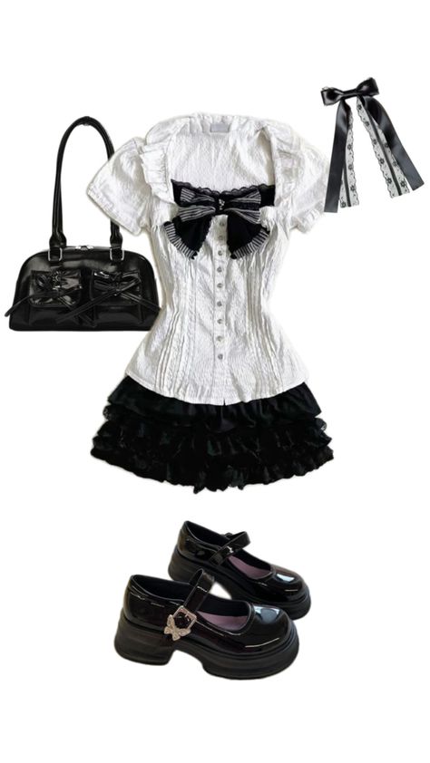 cutest black and white outfit Outfits With Mary Janes, Cutecore Outfit, Mary Jane Outfit, Mary Janes Outfit, Leg Warmers Outfit, Outfit Grunge, Black And White Outfit, Branded Outfits, Dark Coquette