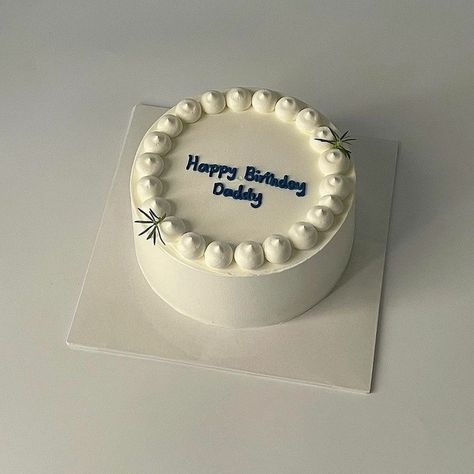 Happy Birthday Daddy Cake, Birthday Cake For Father, Simple Birthday Cake Designs, Cake Design For Men, Pregnant Cake, Cake For Boyfriend, Dad Birthday Cakes, Basic Cake