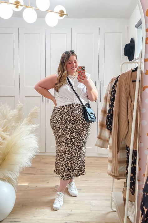 Plus size leopard slip dress and t-shirt with sneakers - casual outfit inspo Plus Size Slip Dress Outfit, Plus Size Slip Dress, Shirt Over Dress Outfit, Shirt Over Dress, Leopard Slip Dress, Slip Skirt Outfit, Lady Decluttered, Dress And Sneakers Outfit, Slip Dress Outfit