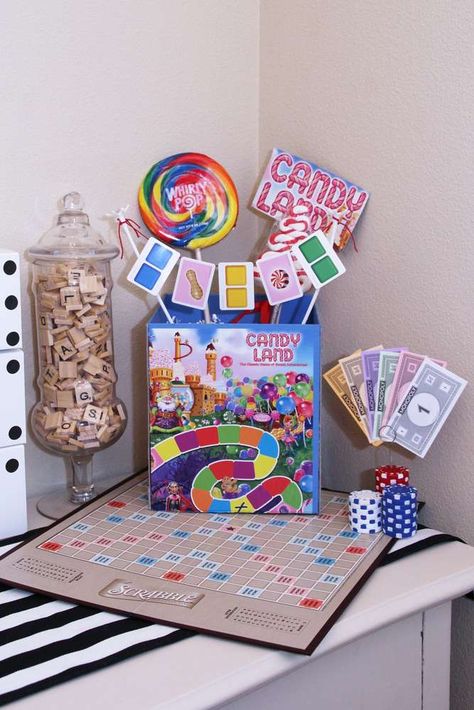 Board Game Theme Party Favors, Game Centerpieces Ideas, Board Game Party Food, Board Game Centerpieces, Board Game Themed Party, Game Night Theme Party, Board Game Party Theme, Game Night Birthday Party Ideas, Game Night Party Ideas