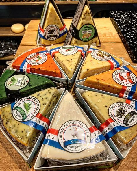 EMMA 🇨🇦 | Travel Inspiration & Tips on Instagram: “FREE CHEESE TASTING IN AMSTERDAM 🧀 YES PLS 🙌@oldamsterdamcheesestore "Sweet dreams are made of cheese. Who am I to diss a brie? I cheddar…” Amsterdam Cheese, Dutch Cheese, Amsterdam Holland, Gouda Cheese, Cheese Tasting, Who Am I, Gouda, Brie, Sweet Dreams