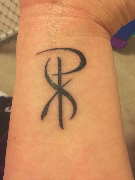 Chi Rho Tattoo, Monarch Tattoo, Pilot Tattoo, Cross Tattoo On Wrist, Sak Yant Tattoo, Chi Rho, Phoenix Tattoo Design, Faith Tattoo, Alien Tattoo