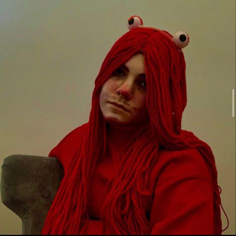 Red Guy Dhmis Cosplay, Dhmis Costume, Dhmis Cosplay, Red Guy Dhmis, Guy Cosplay, Don't Hug Me I'm Scared Fanart, Red Guy, Dont Hug Me, I'm Scared