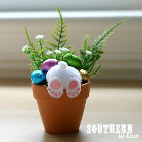 Unique Easter Gift Ideas - Handmade Curious Bunny Pots - Budget Friendly Homemade Easter Crafts Spring Sewing Projects, Bunny Planter, Unique Easter Gifts, Easter Gift Ideas, Easter Crafts For Adults, Spring Sewing, Easy Easter Crafts, Unique Easter, Spring Easter Crafts