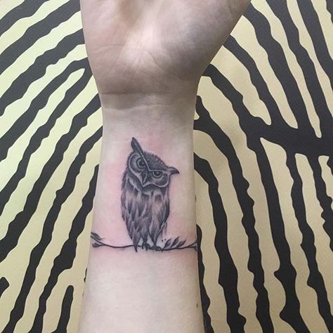 Cool Owl Tattoos, Owl Wrist Tattoo, Small Owl Tattoos For Women, Dainty Owl Tattoo For Women, Touch Tattoo, Mom Owl Tattoo, Owl Wrist Tattoos For Women, Owl Moon Tattoo For Women, Owl Tattoo Ideas