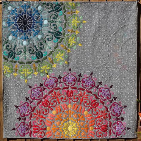 Lap Quilt Patterns, Patchwork Diy, Appliqué Quilts, Quilt Modernen, Rainbow Quilt, Crazy Patchwork, Bird Quilt, Free Bird, Applique Kit