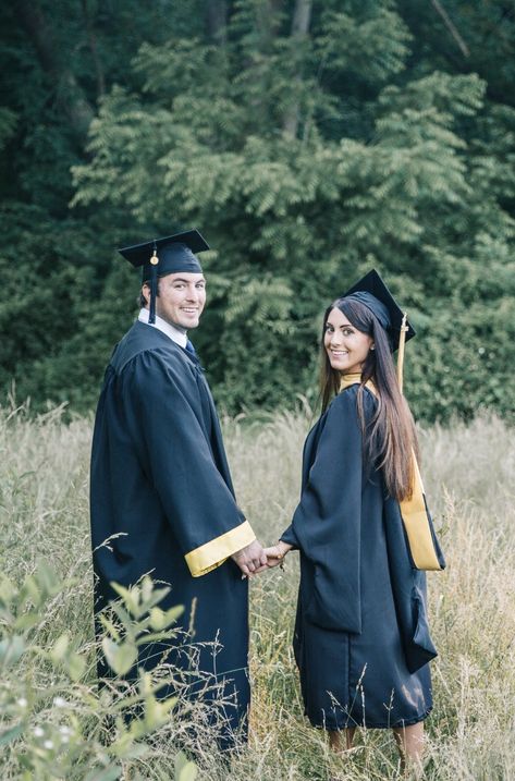 Graduation Couple Picture #Graduation #Couple Couple Graduation Pictures College, Grad Photos Couple, Graduation Couple, Couple Graduation Pictures, Graduation Pictures College, Celebration Pictures, Couple Graduation, Couple Senior Pictures, College Graduation Photos