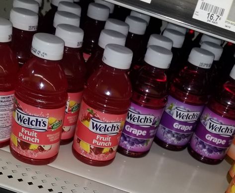 Fruit Punch Aesthetic, Party Punches, Bath N Body Works, Florida Life, Smoothie Drink Recipes, Junk Food Snacks, Fruity Drinks, Party Punch, Food Snacks