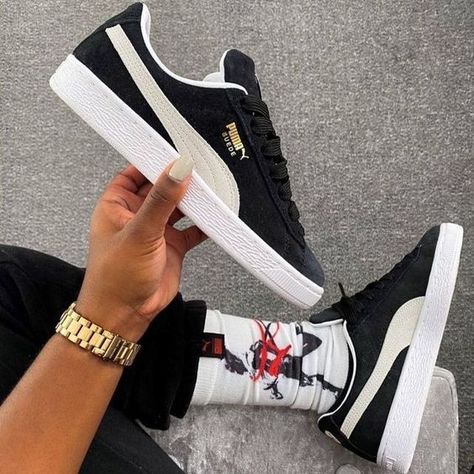 Puma Suede Outfit Mens, Puma Suede Outfit, Puma Shoes Outfit, King Cyrus, Kpop Fashion Men, Smart Fashion, Nike Sneakers Outfit, Puma Classic, Dr Shoes