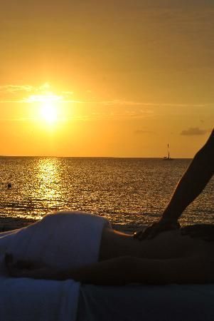 A massage by the beach at sunset. Pure perfection. #CheapCaribbean #CCBucketList New Moon Gemini, Beach Massage, Massage Images, Moon Gemini, Negril Jamaica, Wellness Massage, Beach At Sunset, Beach Retreat, Massage Table