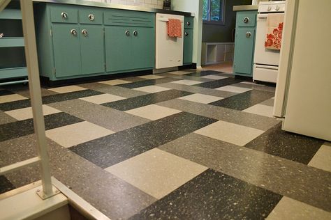 retro kitchen remodel Retro Kitchen Floor, Annie Sloan Chalk Paint Kitchen Cabinets, Retro Kitchen Remodel, Retro Flooring, Floor Pattern Design, Chalk Paint Kitchen Cabinets, Chalk Paint Kitchen, Mid Century Remodel, Retro Appliances