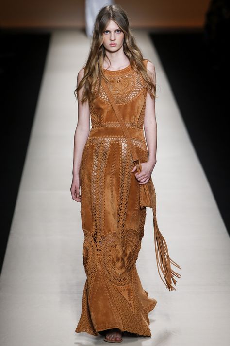 Summer Runway, Estilo Hippie, 2015 Trends, Estilo Chic, Suede Dress, Alberta Ferretti, Spring Summer 2015, Milan Fashion Week, Crochet Dress